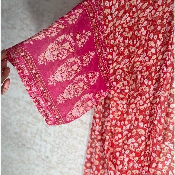 Elegant Pink Floral Kimono - Picture 7 of 12